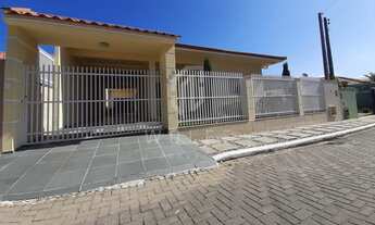 Imagem 2: JD768 - Casa Mobiliada a apenas 300 metros da Praia em Bal. Piçarras/SC