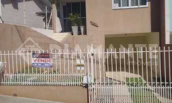 Imagem: Sobrado a Venda com Suíte e Edícula com