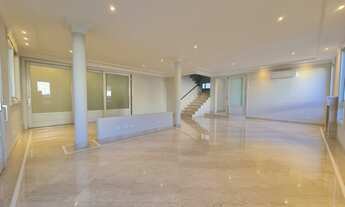 Imagem 3: Casa de condomínio para aluguel tem 500 metros quadrados com 6 quartos