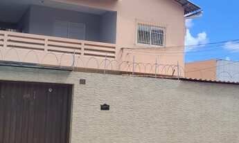 Imagem: Reformada! 1º pavimento, com 3 quartos