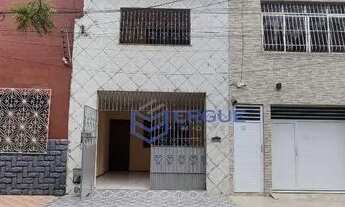 Imagem: Casa com 3 dormitórios à venda, 250 m²