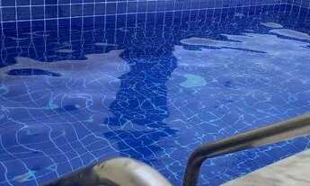 Imagem: Casa seminova com piscina