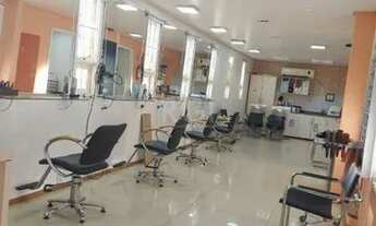 Imagem 7: Sobrado com loja Térrea e ap 2 dormitórios na parte superior com 5 vagas em Teresópolis