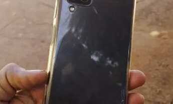 Imagem 3: Samsung a12 Quarto com aluguel por R$700 /mês