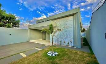 Imagem 4: CASA COM EXCELENTE PADRÃO DE ACABAMENTO E PISCINA