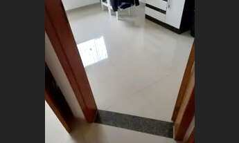 Imagem: Dividir procuro uma moça 250$ na palhoça