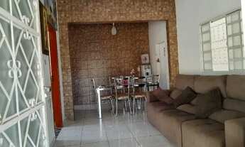 Imagem 5: Casa 3Q no Centro de EDÉIA( GO