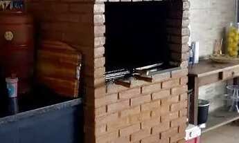 Imagem 5: Casa com piscina para locação no Bosque dos Eucaliptos