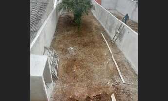 Imagem 3: Sobrado quatro barras venda com 3 quartos sendo uma suíte churaqueira