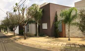 Imagem: Casa no condomínio Village Damha 1