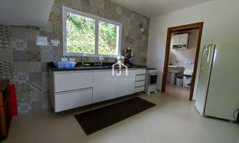 Imagem 7: Sobrado, 3 Dormitórios (1 Suíte) & Sacada - Bela Vista - Campos do Jordão/SP