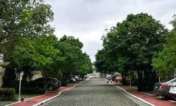 Imagem 15: Casa Duplex no Vilaggio Di Giulia (Prox ao Le Bom Marche) 3 Qts (Suite) Otima Localização