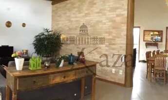 Imagem 2: Casa Condomínio em Jacareí