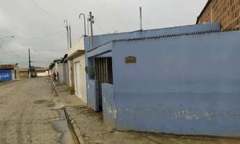 Imagem 2: Casa no centro de Sairé - PE