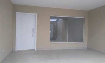 Imagem 2: Casa para venda com 130 metros quadrados com 3 quartos em Colina de Laranjeiras - Serra