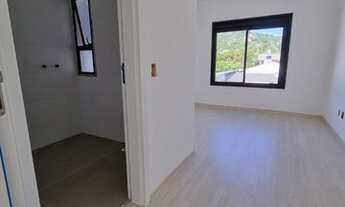 Imagem 2: Sobrado para venda tem 91 metros quadrados com 2 quartos