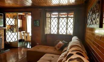 Imagem 4: Casa com 4 dormitórios à venda, 262 m² por R$ 840.000,00 - V Cristina - Campos do Jordão/S