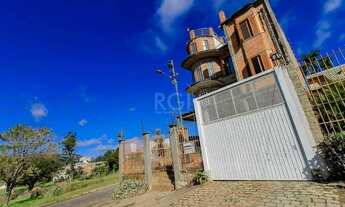 Imagem 2: Casa para Venda - 300m², 5 dormitórios, sendo 3 suites, 7 vagas - Jardim Leopoldina