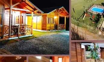 Imagem: Chácara com casa e chalés nas montanhas