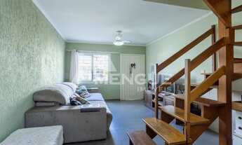 Imagem 2: Casa com 2 dormitórios e 1 vaga em condomínio no bairro Alto Petrópolis em Porto Alegre co