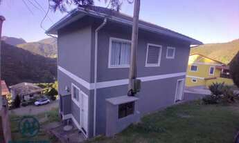 Imagem 3: Casa de 3 Quartos em Condomínio Fechado com Vista Deslumbrante em Albuquerque