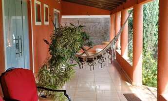 Imagem: Casa à venda, com 3 quartos e 3 banheiros