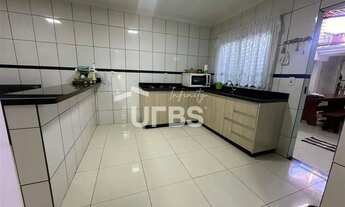 Imagem 5: Casa espaçosa de 120 m² com quintal e área de lazer para sua família na Cidade Jardim