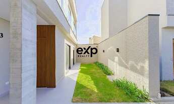 Imagem 2: Sobrado alto padrão - Ecoville, 212m², 4 Quartos, 5 Banheiros e Terraço Gourmet com Jacuzz