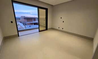 Imagem 5: Sobrado para venda tem 306 metros quadrados com 3 quartos em Ribeirão do Lipa - Cuiabá - M