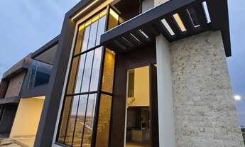 Imagem: Sobrado para venda tem 306 metros quadrados