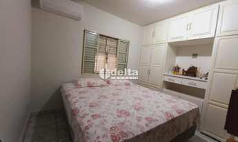 Imagem 7: Casa disponível para venda no bairro Santa Mônica em Uberlândia MG