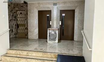 Imagem 3: Apartamento para reformar a seu gosto - Ótima localização