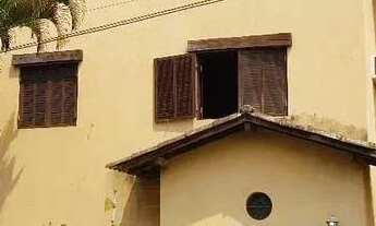 Imagem: Sobrado em Rua Luís Vaz de Camões - Morro