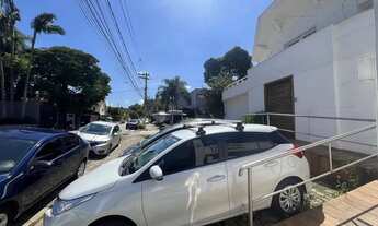 Imagem 6: Casa comercial com muito potencial localizada na Rua Bento de Andrade. Ao lado do Parque I