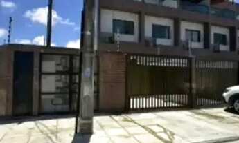 Imagem: Casa à venda em rua pública, JARDIM ATLÂNTICO