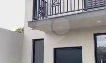 Imagem 2: Casa com 2 quartos à venda em Jardim Das Cerejeiras - SP