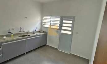 Imagem 3: Casa Térrea Reformada com Espaço Gourmet, 3 Dormitórios e Localização Privilegiada na Mooc