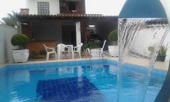 Imagem 1: Casa em Mar Azul com piscina e churrasqueira para temporada