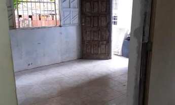 Imagem 5: Casa com quintal frente de rua 2 quartos