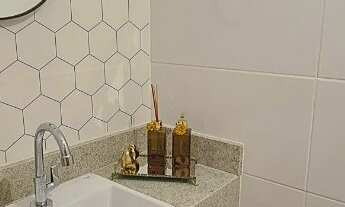 Imagem 6: Oportunidade !!! 2 Quartos, montado, banheiros com ventilação natural, vaga coberta