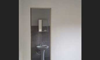 Imagem 2: Alugo casa no centro de Trindade GO