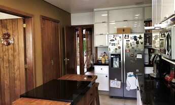 Imagem 7: Casa para Venda em Cotia, Granja Viana, 4 dormitórios, 4 suítes, 5 banheiros, 2 vagas