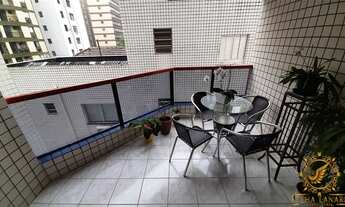 Imagem 7: 2 Dormitórios,1 suíte amplo e reformado, 1 vaga, na quadra da praia dos milionários, são v