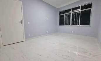 Imagem 6: Lindo apartamento de 2 quartos próximo a Praia da Bica