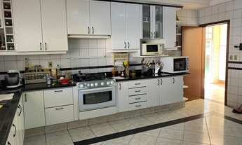 Imagem 6: Sobrado para venda tem 440metros quadrados com 3 suítes em Setor Jaó