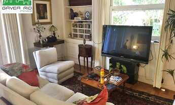 Imagem 7: Casa bucólica, estilo colonial com ótima planta, na melhor rua do bairro