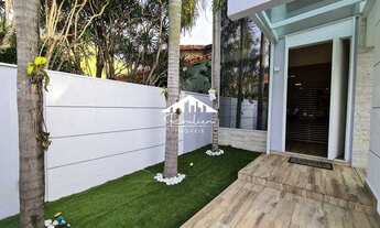 Imagem: Impecável casa à venda com 172 m², 4