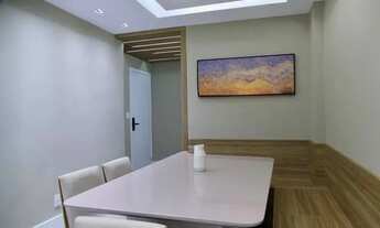 Imagem 2: R. Gen. Urquiza Leblon 4 quartos, sendo 1 suíte, e 2 banheiros no total