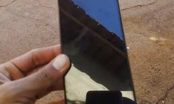 Imagem 5: Samsung a12 Quarto com aluguel por R$700 /mês