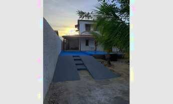 Imagem 4: Casa duplex com piscina